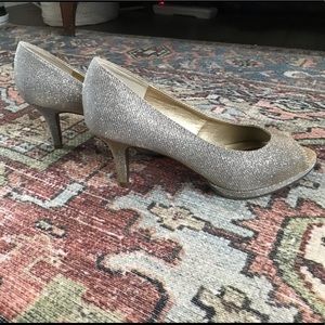 Kelly & Katie sparkly peep toe heels size 6-1/2